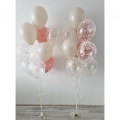 Dvi helio balionų puokštės
