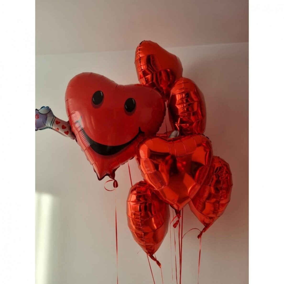 Helio balionų puokštė ''Hug Me'' Helio balionų puokštė ''Hug Me''
